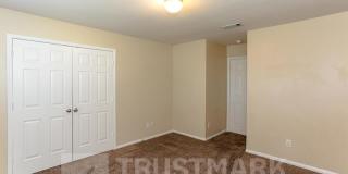 212 Crowfoot Gallery 22