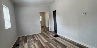 Cozy & Updated 1 Bedroom | 1 Bathroom Efficiency Apartment Gallery 4