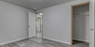 Spacious 4 Bedroom/2.5 Bath Hazell Dell Home! Gallery 24