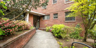 The Highland Arms Apartments Gallery 1