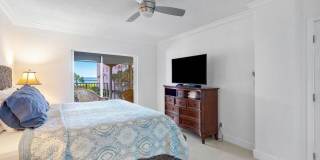 1040 Banyan Road Gallery 22