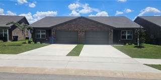 Nice Newer Duplexes Near XNA and Bentonville Gallery 3