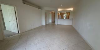 ANNUAL RENTAL - 3 BED / 2 BATH CONDO WITH 1 CAR GARAGE IN SHERWOOD Gallery 1
