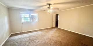 300 Springdale Drive Gallery 7