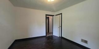 Charming Corner lot for rent! Gallery 17