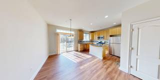 3Bedroom/2full+2Half Baths - Garage Townhouse in King Farm! Gallery 4