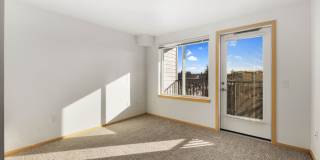 Ovation at Meeker 55+ Senior Apartments Gallery 7