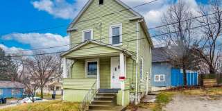 2 WEEKS FREE RENT! Kenmore Charmer: 2 Bedrooms, Bonus Office, Pet Friendly Gallery 1