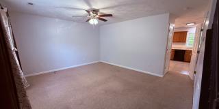 3 Bedroom, 1.5 Bath Townhouse 3 Bedroom, 1.5 Bath Townhouse Gallery 6
