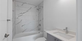 1 Curtiss Parkway Gallery 12