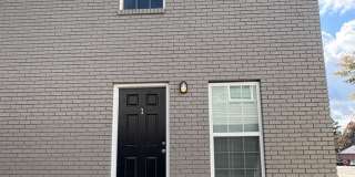 Newly Major Renovated Beverly Manor Gallery 7