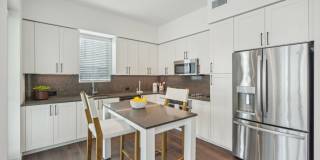 Ivory Lantana Gallery 31