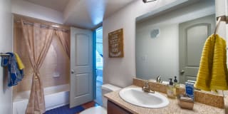 Reserve at Garden Oaks Gallery 21