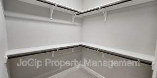 1740 Jamestown Dr Gallery 36