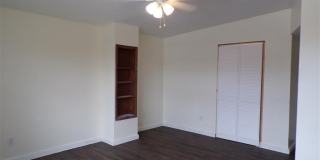 1503 N Water Gallery 7