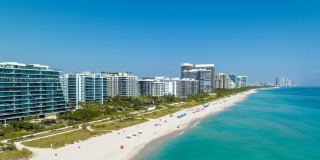 8877 Collins Ave Gallery 25