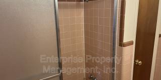 5081 Whitehall Ave Gallery 14