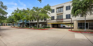 Artisan Apartments & Shops Gallery 62