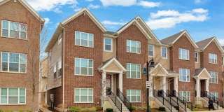 809 Lee Street Gallery 1