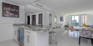 19390 Collins Ave Gallery 9