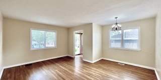 ADORABLE HOME IN HILLSIDE NEIGHBORHOOD! Gallery 5
