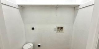 226 CAMELIA ST. Gallery 4