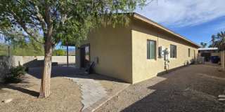 9035 East Calle Kuehn Gallery 36