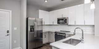 Holly Springs Gallery 6