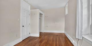 4011 PINE Street Gallery 43