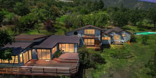 Soulful Mountain Sanctuary in Ashland - Available September 1st! Gallery 1