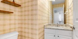 2494 Stoughton Circle Gallery 8