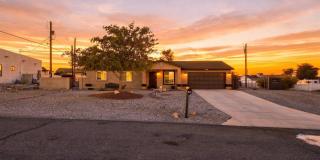 830 Falcon Gallery 1