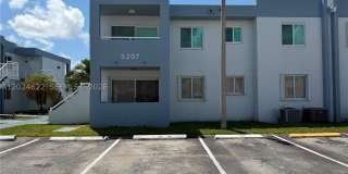 6207 SW 131st Ct Gallery 1