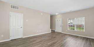2048 Opal Street Gallery 9