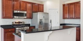 43849 KINGSTON STATION Terrace Gallery 4