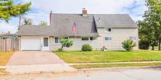 201 Sprucewood Drive Gallery 1