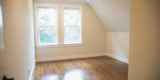 Charming 4 Bedroom-No Broker Fee Gallery 8