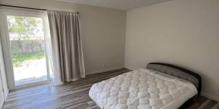 North Palm Springs Beauty move in special $500.00 of first month Gallery 6