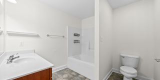 Pet Friendly Condo Downtown! Gallery 21