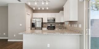 Gorgeous Condo Gallery 1