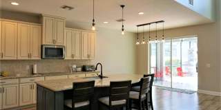 Orchard Hills 6 bed / 3.5 Bath - Partially Furniushed Gallery 10