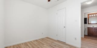 Prime Location in Kelly Hill Estates! Gallery 17
