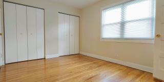 2435 W Balmoral Avenue Gallery 15