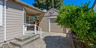Downtown Napa 3 bed 2 bath single level home Gallery 37