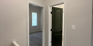 Beautifully Renovated 4BR/2.5BA Home Gallery 9