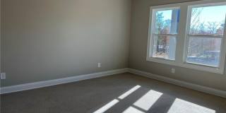 431 Lincoln Street Gallery 10