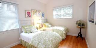 Charming Vacation Home, Furnished 4Bd/3.5Ba Home Gallery 19