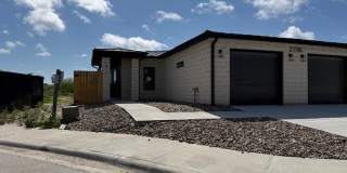 2706 Grace unit: A Gallery 1