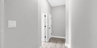 801 E Drexel Square Hyde Park Apartments Gallery 4