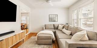 11 Hillview Avenue Gallery 22